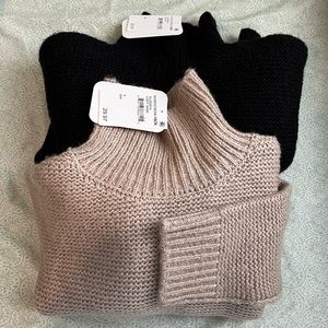 Cropped Turtleneck Sweaters
